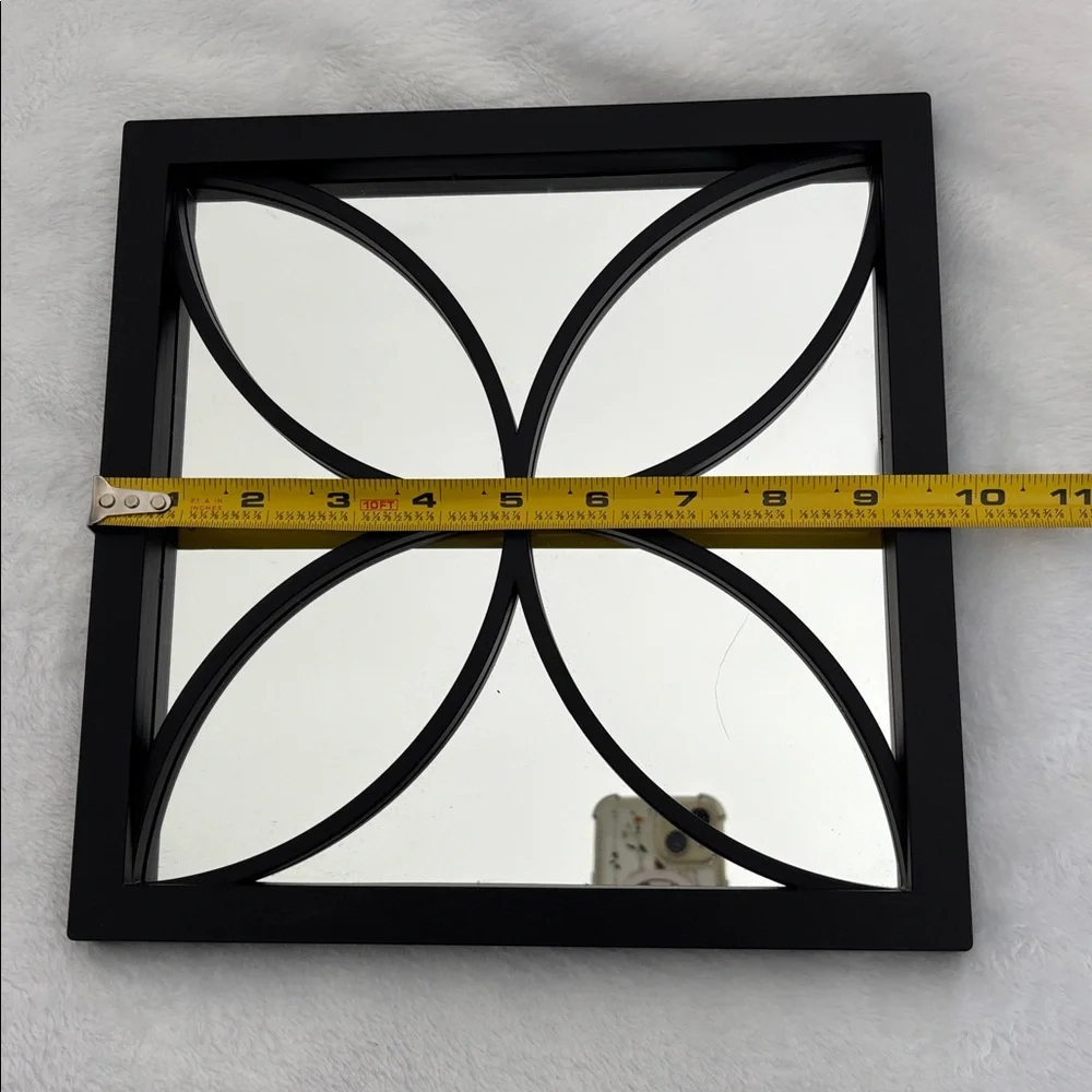 Black and White Geometric Wall Decor Set
